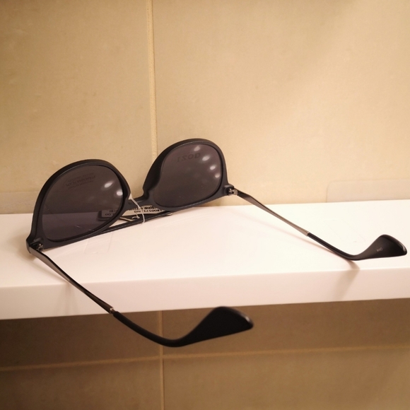 Izod 54 MM Pilot Sunglasses - Picture 6 of 7